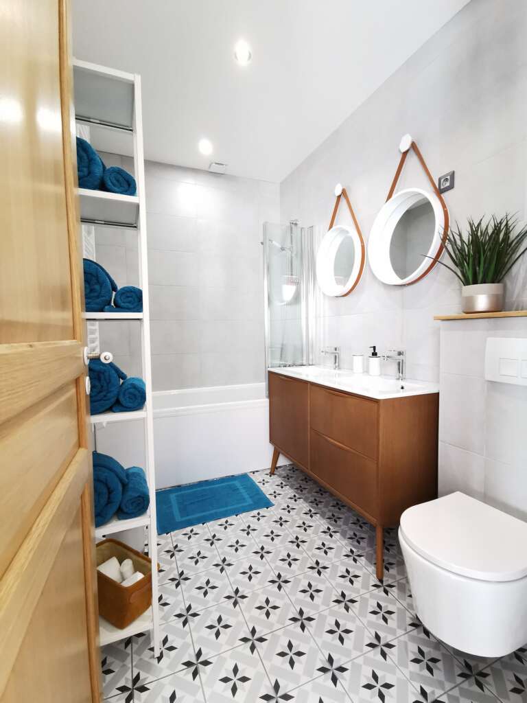 Gîte de vacances à Aÿ en Champagne, appartement de 2 à 8 personnes avec terrasse